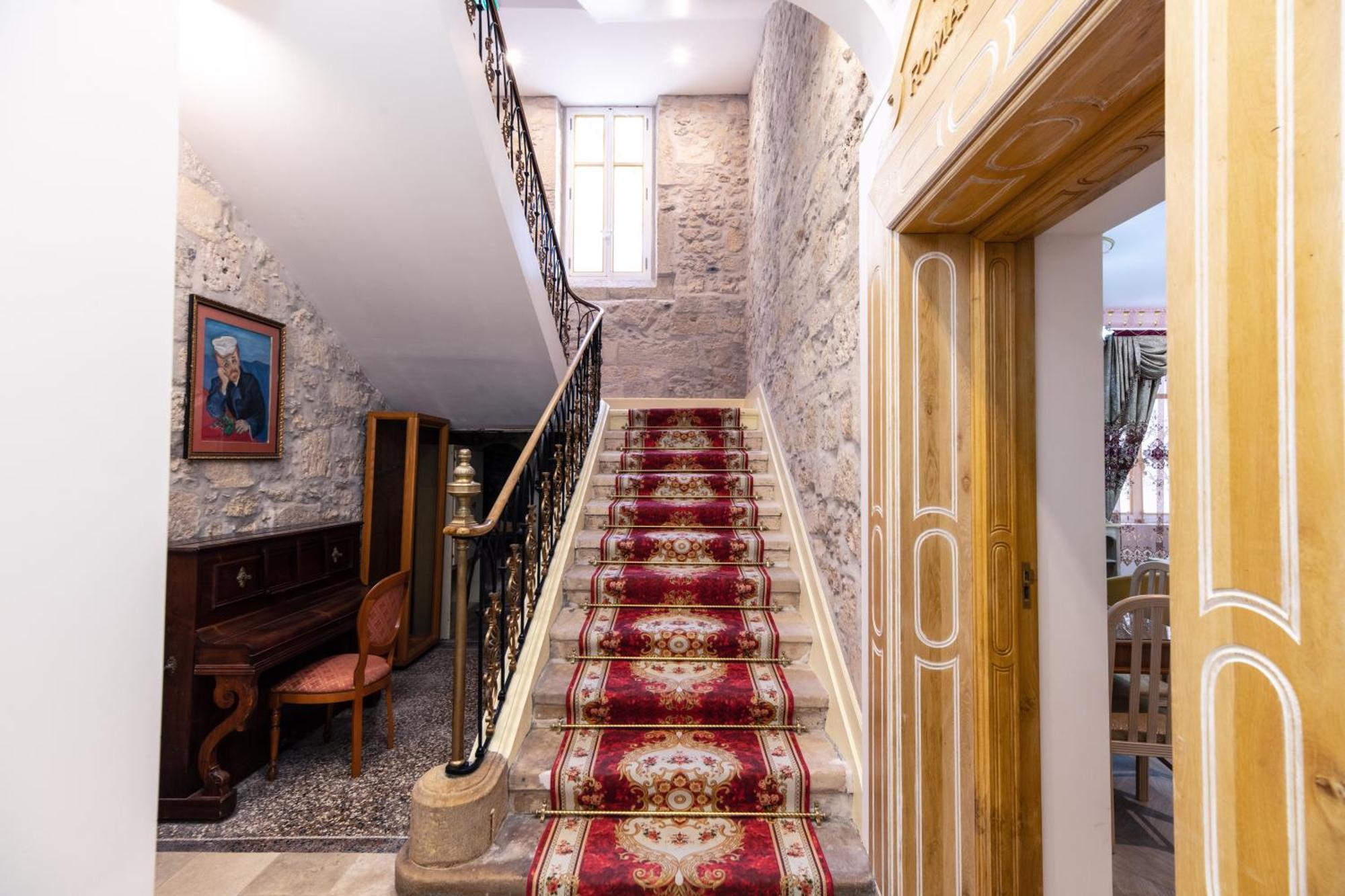 Suite Orientale Maison De L'Eglise Du Couvent Нарбонна Экстерьер фото